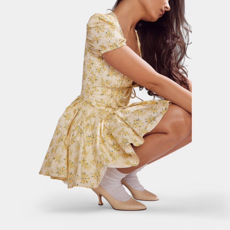 Gleame.-Jurken &amp; Jumpsuits-Gleame Dress - Sexy bloemenprint V-hals met korte mouwen