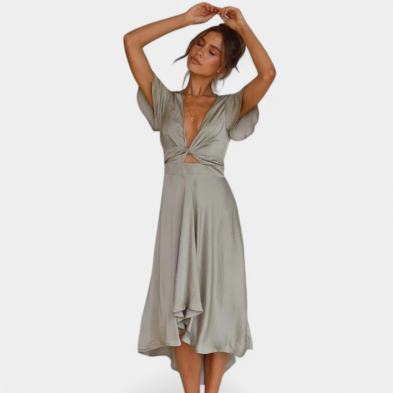 Gleame.-Jurken &amp; Jumpsuits-Gleame Jurk - Elegante jurk met korte puffmouwen en V-hals