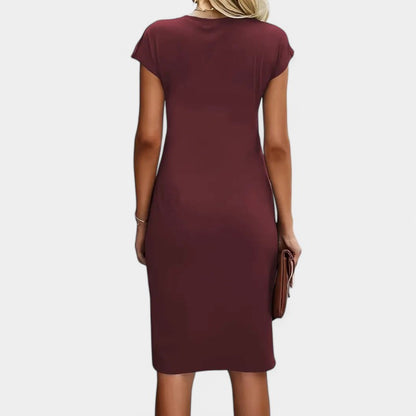 Gleame.-Jurken &amp; Jumpsuits-Gleame Jurk - Elegante jurk met korte mouwen en geplooide taille