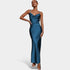 Gleame.-Jurken & Jumpsuits-Gleame Jurk - Tijdloze satijnen jurk met open rug en elegant ontwerp