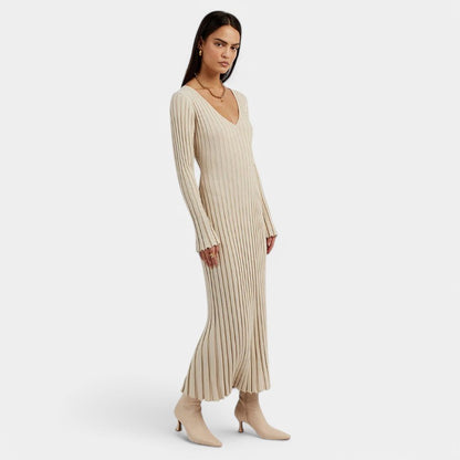 Gleame.-Jurken &amp; Jumpsuits-Gleame Maxi Dress - Elegant ribgebreide jurk met lange mouwen
