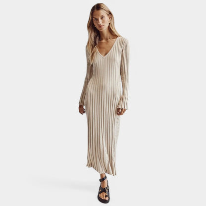 Gleame.-Jurken &amp; Jumpsuits-Gleame Maxi Dress - Elegant ribgebreide jurk met lange mouwen