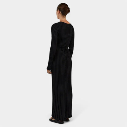 Gleame.-Jurken &amp; Jumpsuits-Gleame Maxi Dress - Elegant ribgebreide jurk met lange mouwen