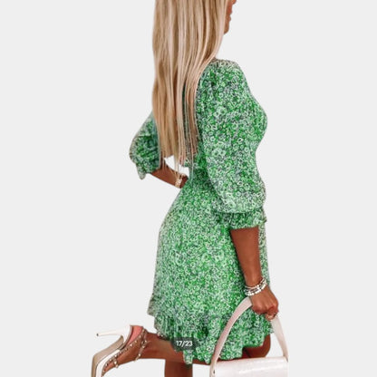 Gleame.-Jurken &amp; Jumpsuits-Gleame jurk - Bohemian flower mini dress met V-hals en korte mouwen