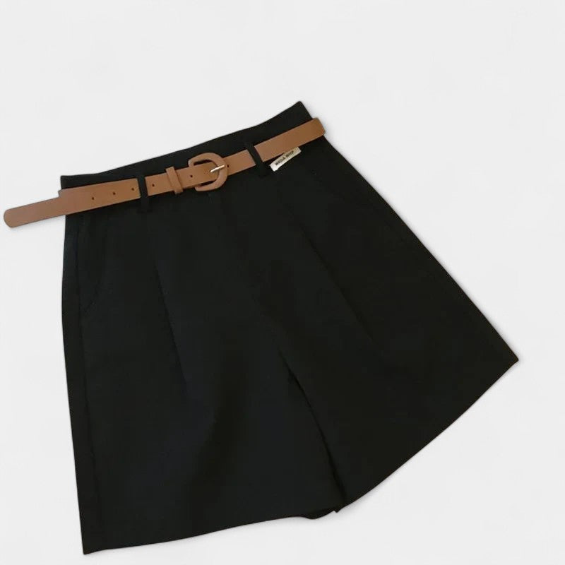  Gleame.-Korte broeken-Gleame Korte Broek - Casual short met hoge taille voor dames