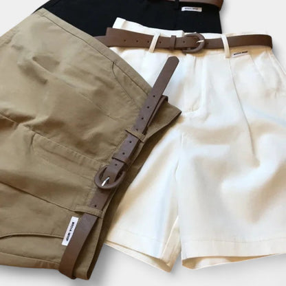  Gleame.-Korte broeken-Gleame Korte Broek - Casual short met hoge taille voor dames