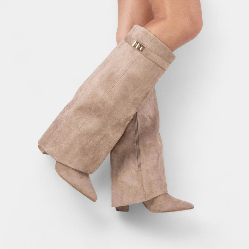 Gleame.-Laarzen-Gleame | Dames laarzen van suède tot onder de knie met omgeslagen schacht en puntige neus
