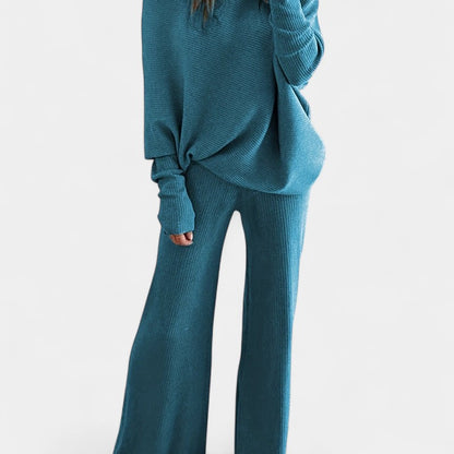 Gleame.-Outfit sets-Gleame Dames Set – Comfortabele set met off-shoulder trui en wijde broek