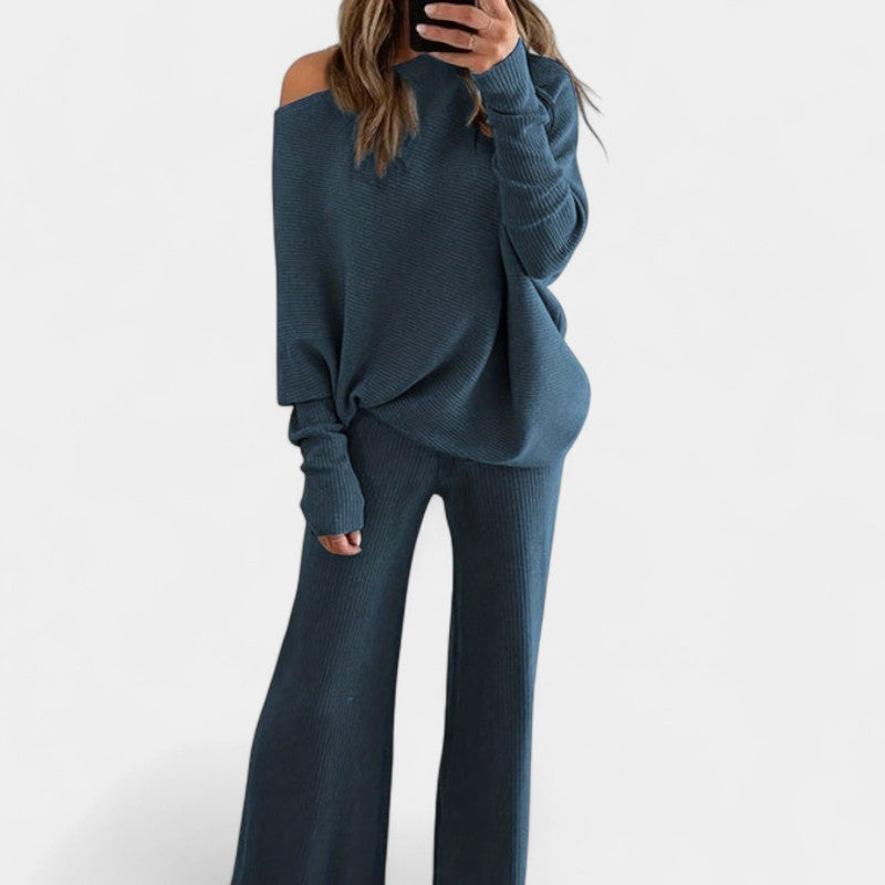 Gleame.-Outfit sets-Gleame Dames Set – Comfortabele set met off-shoulder trui en wijde broek