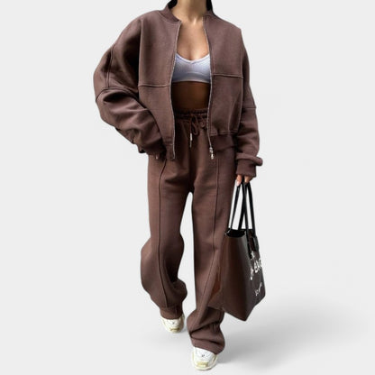 Gleame.-Outfit sets-Gleame Outfitset - Twee-delig joggingpak met vest en wijde broek