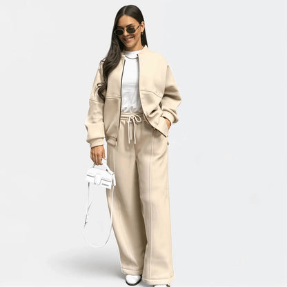 Gleame.-Outfit sets-Gleame Set - Comfortabele lounge set voor ontspanning en stijl