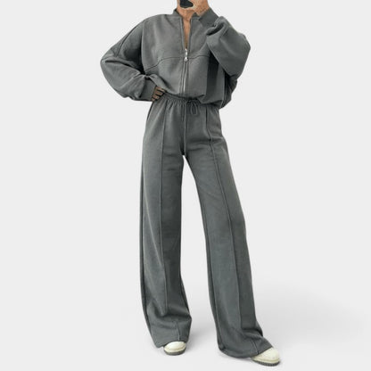 Gleame.-Outfit sets-Gleame Set - Comfortabele lounge set voor ontspanning en stijl