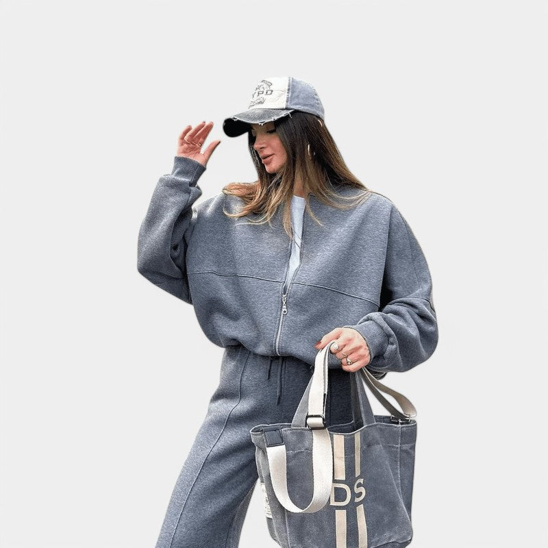 Gleame.-Outfit sets-Gleame Set - Comfortabele lounge set voor ontspanning en stijl