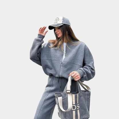 Gleame.-Outfit sets-Gleame Set - Comfortabele lounge set voor ontspanning en stijl