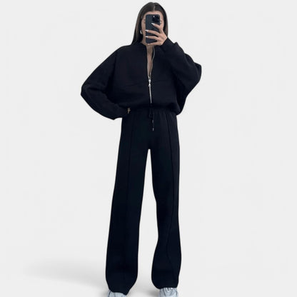 Gleame.-Outfit sets-Gleame Set - Comfortabele lounge set voor ontspanning en stijl