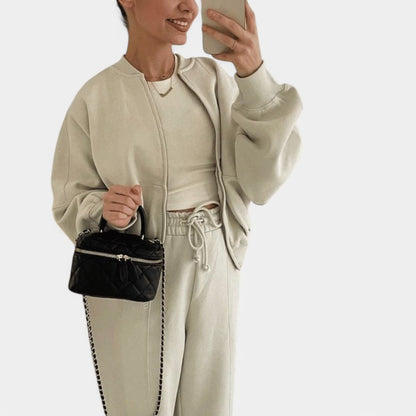 Gleame.-Outfit sets-Gleame Set - Comfortabele lounge set voor ontspanning en stijl