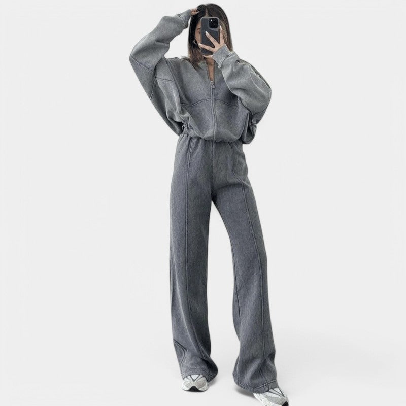 Gleame.-Outfit sets-Gleame Set - Comfortabele lounge set voor ontspanning en stijl