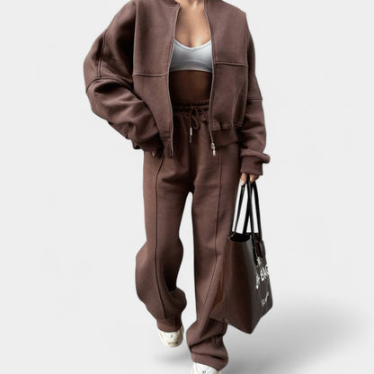 Gleame.-Outfit sets-Gleame Set - Comfortabele lounge set voor ontspanning en stijl
