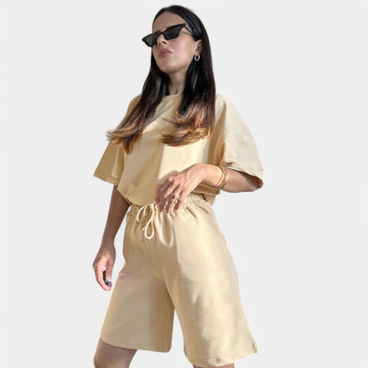 Gleame.-Outfit sets-Gleame Tweedelige Set - Oversized shirt met ronde hals en short met hoge taille