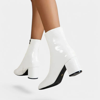 Gleame.-Schoenen-Gleame Enkellaarsjes - Witte laarsjes met zijrits en midheel