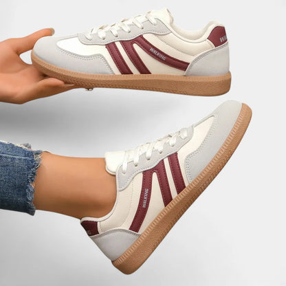 Gleame.-Schoenen-Gleame Sneakers – Lichtgewicht dames­sneakers met panterprint en sportieve look