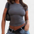 Gleame.-T-shirts & hemden-Gleame T-shirt - Solid crop top met korte mouwen en crewneck