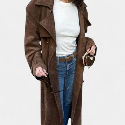 Gleame.-Trenchcoat-Gleame | Dames trenchcoat van suède met knoopsluiting en ceintuur in de taille