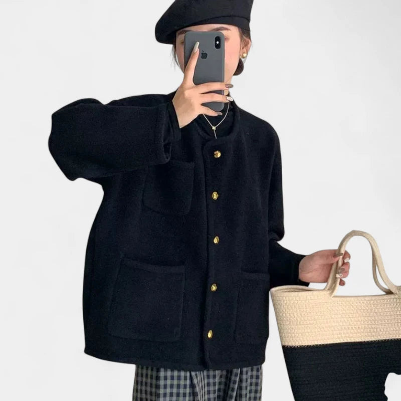 Gleame.-Truien & Vesten-Gleame Cardigan - Dames gebreide cardigan met knopen en zakken