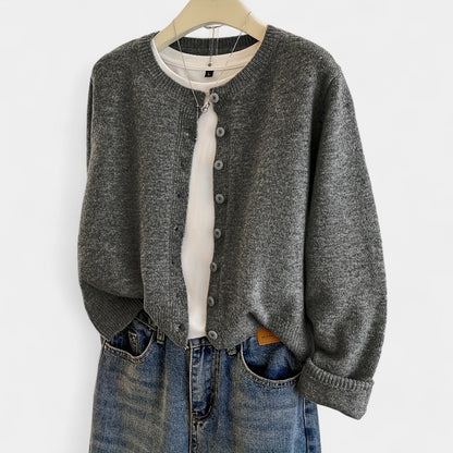 Gleame.-Truien &amp; Vesten-Gleame Trui - Casual trui met knopen en lange mouwen