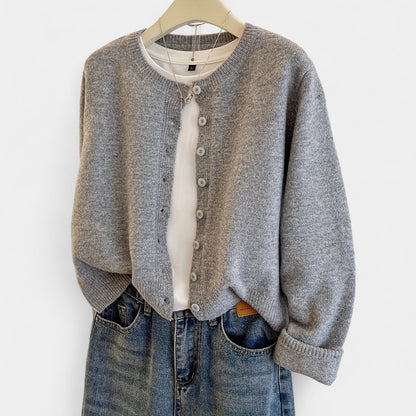 Gleame.-Truien &amp; Vesten-Gleame Trui - Casual trui met knopen en lange mouwen