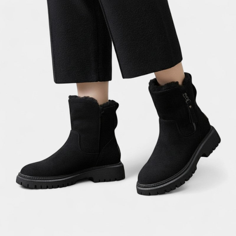 Gleame.-Winterlaars-Gleame | Dames enkelhoge winterlaarzen met ritssluiting en profielzool