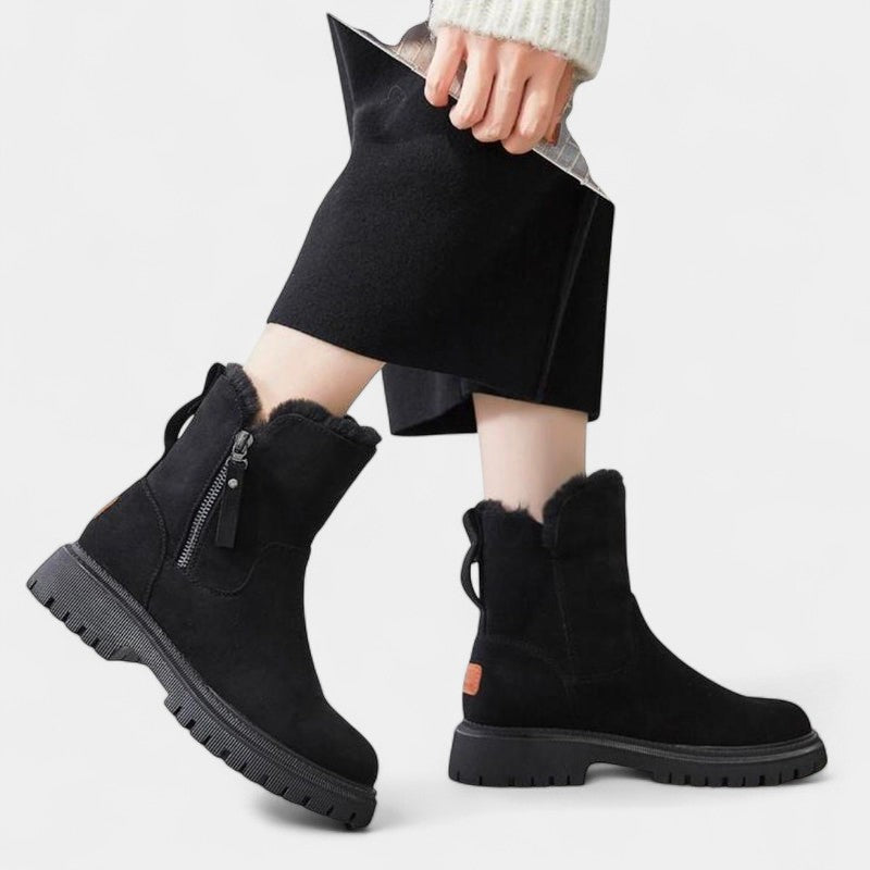 Gleame.-Winterlaars-Gleame | Dames enkelhoge winterlaarzen met ritssluiting en profielzool