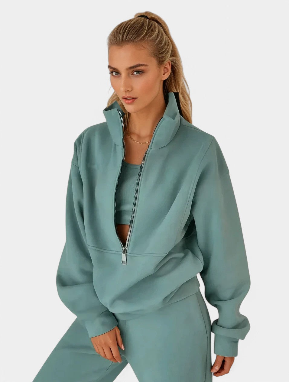 Gleame Jogging Suit - Comfortable and stylish training suit for women