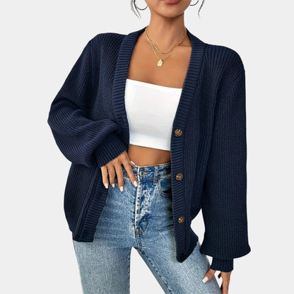 Gleame.-Truien &amp; Vesten-Gleame Cardigan - Elegante gebreide cardigan met knopen en V-hals
