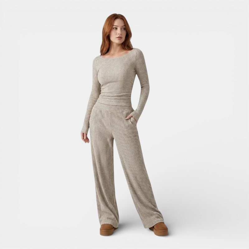 Gleame | Dames Lounge Set Geribde Structuur Ronde Hals Elegant