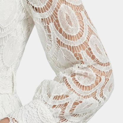 Gleame | Dames Midi Jurk van Kant met Hoge Hals en Elegante Pasvorm