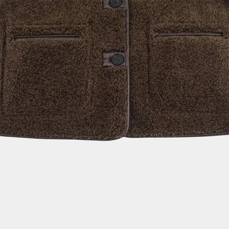 Gleame | Dames teddy jas met knopen en opgestikte zakken