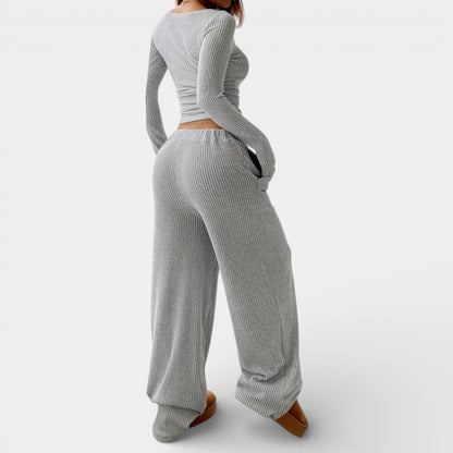 Gleame | Dames Tweedelige Set Geribde Structuur Ronde Hals