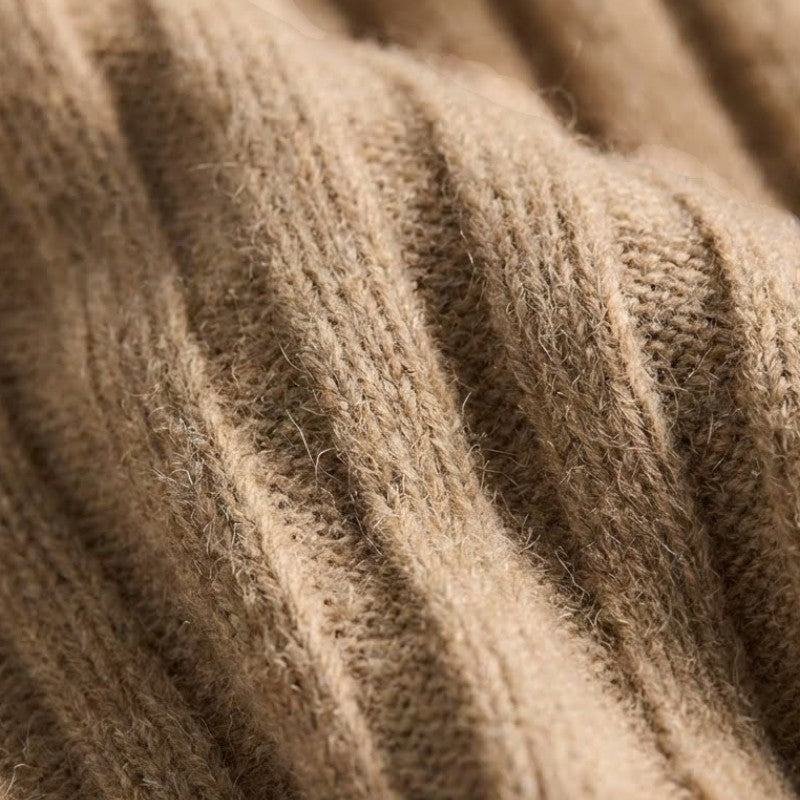 Gleame | Dames Tweedelige Set Hoge Hals Plooirok Elegant